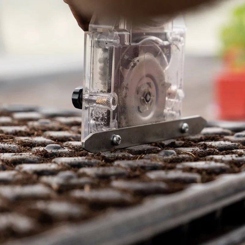 Semeador manual para tabuleiros de plantação em células Semeador manual para tabuleiros de plantação em células