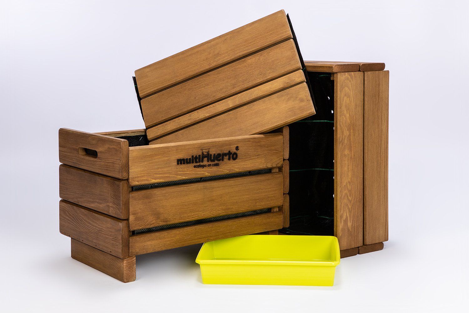 Vermicompostor Completo Madeira Caixas de madeira com inscrição multiHuerto e recipiente amarelo em fundo branco