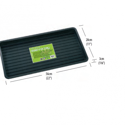 bandeja retangular preta de plástico com etiqueta verde e medidas indicadas
