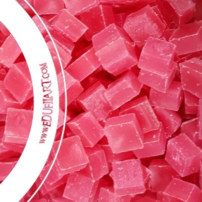 cubos cor-de-rosa translúcidos com texto WWW.EDUFIART.COM