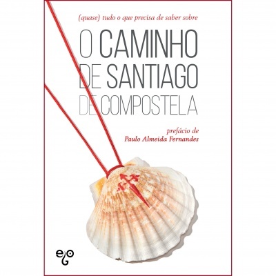 Capa de livro com título O CAMINHO DE SANTIAGO DE COMPOSTELA e concha pendurada