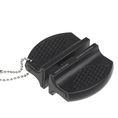 Afiador de facas preto com duas ranhuras e corrente metálica