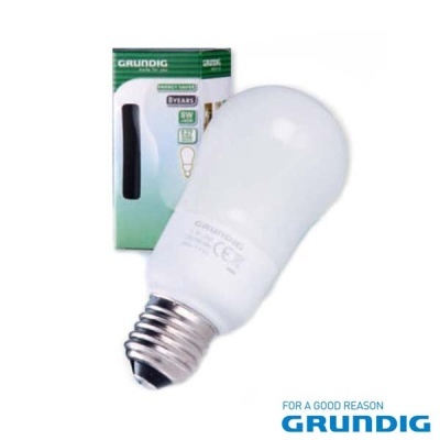 Lâmpada LED branca Grundig com base metálica e embalagem verde e branca.