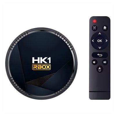 Aparelho de streaming HK1 RBOX preto redondo e controle remoto preto