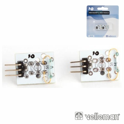 Módulo eletrônico mini com conectores e embalagem com rótulo azul