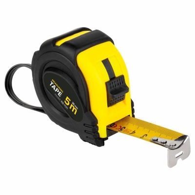 Fita métrica amarela e preta com fita métrica estendida