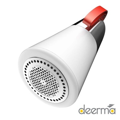 Dispositivo branco com rede circular e alça vermelha com logotipo deerma