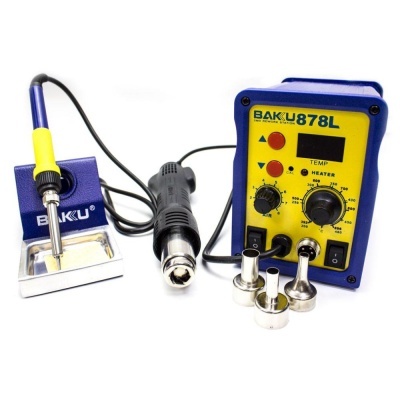 Estação de soldadura BAKU 878L com pistola de ar quente, ferro de soldar, suporte metálico e bocais.