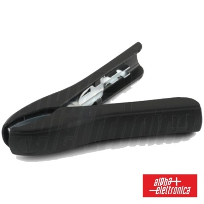 pinça preta Alpha Elettronica em fundo branco