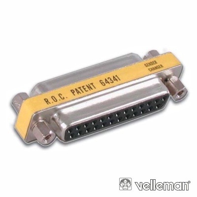 Conector DB25 metálico com etiqueta amarela e parafusos laterais