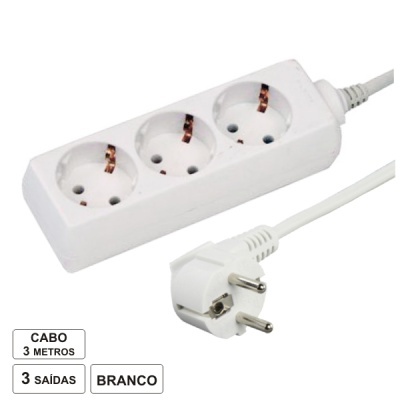 Extensão elétrica branca com três tomadas e cabo de três metros