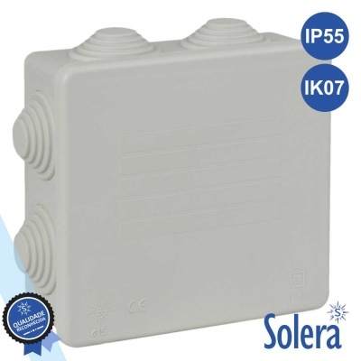 Caixa de derivação elétrica cinza com certificações IP55 e IK07 da Solera