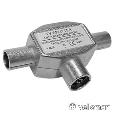 Divisor de sinal TV metálico com três conexões coaxiais e etiqueta com texto técnico