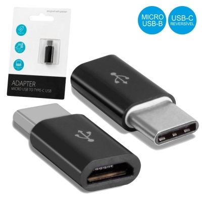Adaptador Micro USB para Type-C USB preto com embalagem branca e azul