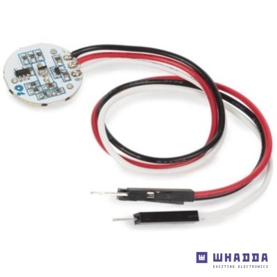 Cabo com placa eletrónica pequena e fios coloridos