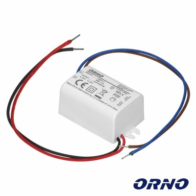 Dispositivo elétrico branco ORNO com fios coloridos e texto técnico impresso