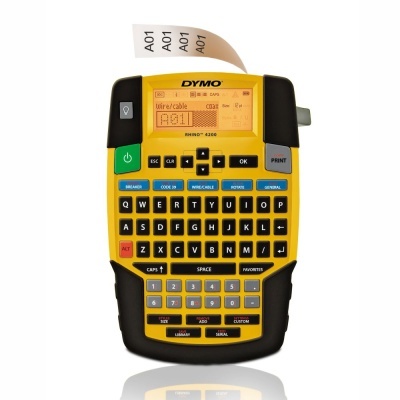 Etiquetadora DYMO Rhino 4200 amarela e preta com teclado QWERTY e etiqueta A01