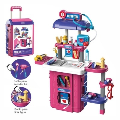 Brinquedo hospital móvel rosa e azul com acessórios médicos e embalagem ao fundo