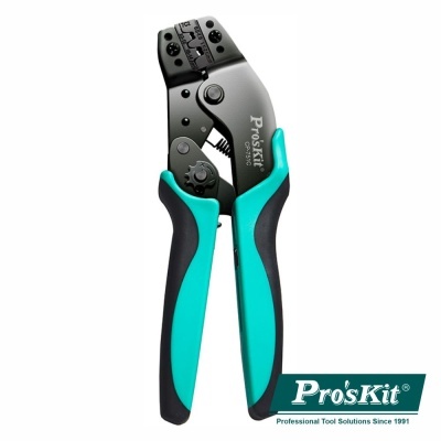 Alicate de crimpar Pro'sKit com punhos azuis e pretos e corpo metálico preto