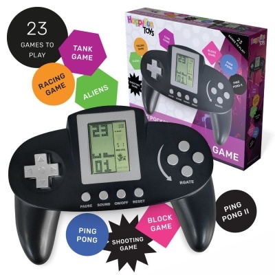 Consola preta portátil para jogos com ecrã e botões, ao lado da sua caixa colorida com várias indicações de jogos disponíveis