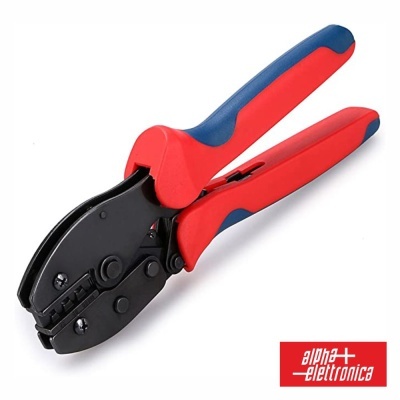 Alicate prensador com punhos vermelho e azul e corpo metálico preto