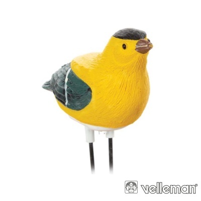 Figura decorativa de pássaro amarelo com asas verdes e topo preto montada em haste