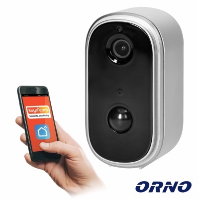 Câmara de vigilância ORNO com smartphone a mostrar aplicação tuxo.com