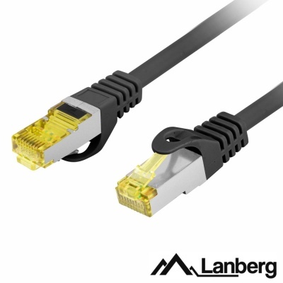 Cabo de rede preto com conectores RJ45 e logótipo Lanberg