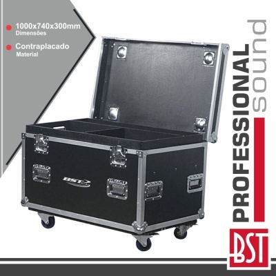 Caixa de transporte preta de contraplacado com rodas e fechos metálicos, interior forrado a veludo preto