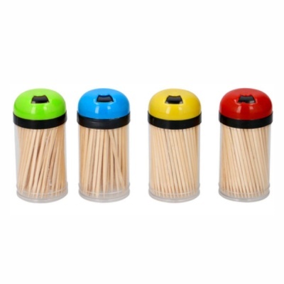 Recipientes com palitos de dente com tampas coloridas diversas