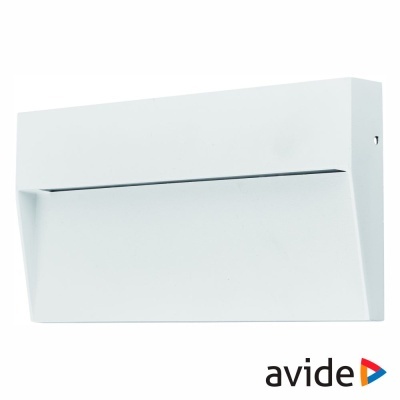 Luminária de parede retangular branca com design simples