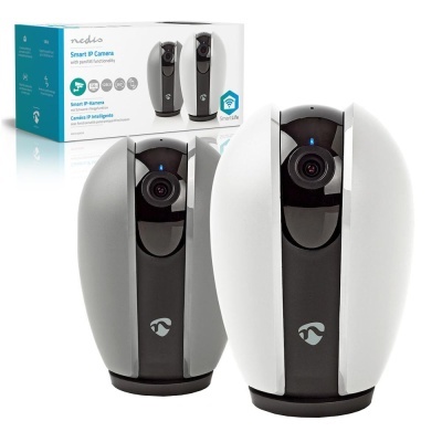 Câmara inteligente Nedis Smart IP Camera com caixa azul e branca ao fundo