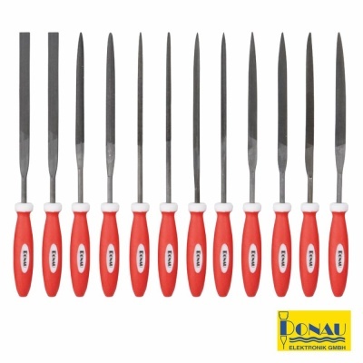 Conjunto de 12 limas com cabos vermelhos e brancos, cada cabo tem texto ZEKA, logótipo amarelo PONAU ELEKTRONIK GMBH