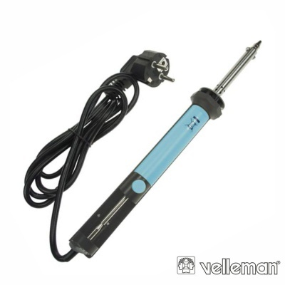 Ferro de soldar elétrico azul com cabo preto e ponta metálica