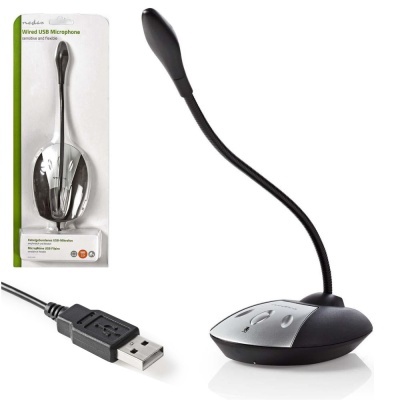 Microfone USB preto com haste flexível e base cinza, cabo USB e embalagem branca com texto.