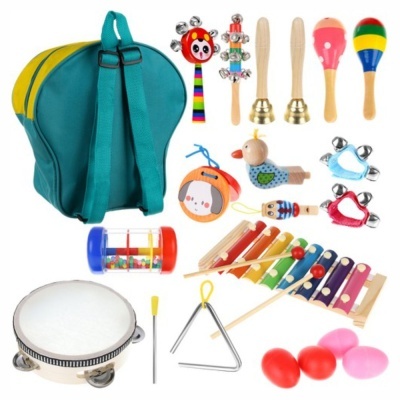 Conjunto de brinquedos musicais infantis coloridos com mochila azul
