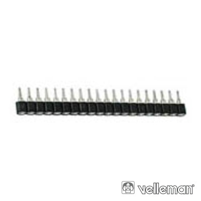 Fileira de 16 conectores eléctricos metálicos com base preta