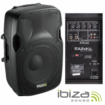 Coluna de som preta Ibiza Sound XTK12A com vista frontal e traseira, mostrando botões e entradas.