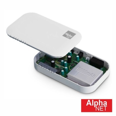 Bateria portátil branca aberta mostrando componentes internos e capacidade 10000mAh AlphaNet
