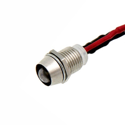 Botão metálico prateado com fios eléctricos vermelho e preto