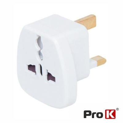 Adaptador de tomada universal branco com pinos no padrão britânico