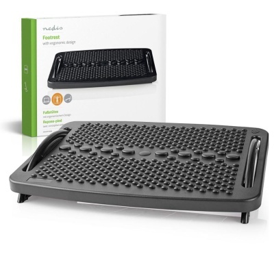 Apoio para pés antiderrapante negro com bolinhas de massagem e embalagem da marca Nedis