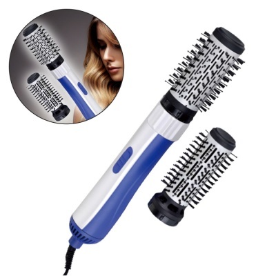 Escova secadora de cabelo elétrica branca e azul com cerdas pretas e uma substituição de escova ao lado