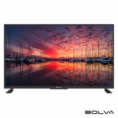 Televisor BOLVA com ecrã LCD a mostrar porto ao pôr do sol
