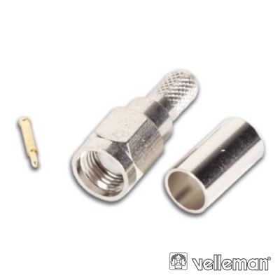 Conjunto de conector metálico prateado e suas peças desmontadas