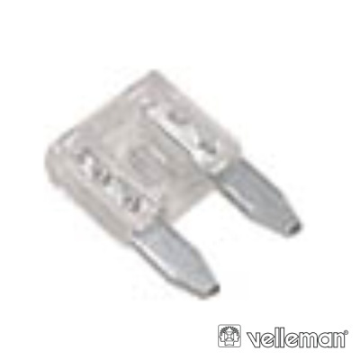 Fusível automóvel tipo lâmina transparente com lâminas metálicas prateadas