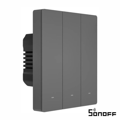 Interruptor elétrico de parede cinza com três botões Sonoff