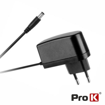 Carregador elétrico de parede preto Pro K com ficha europeia e cabo com conector redondo
