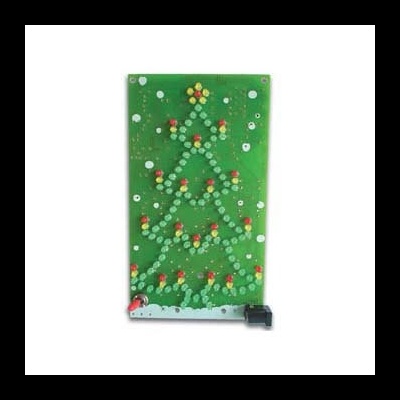 Placa eletrónica com LEDs formando uma árvore de Natal
