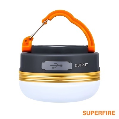 Lanterna portátil Superfire com alça laranja e luz branca